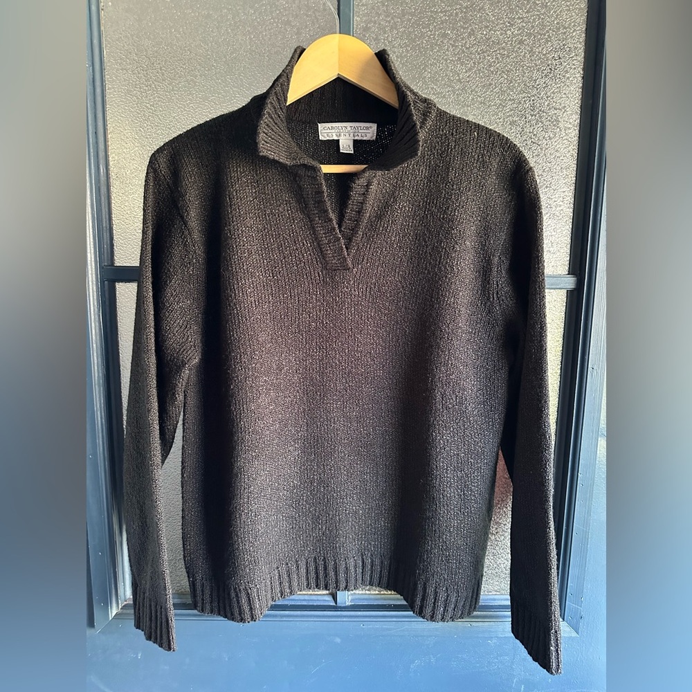 Vintage Carolyn Taylor V-Neck Collared Sweater